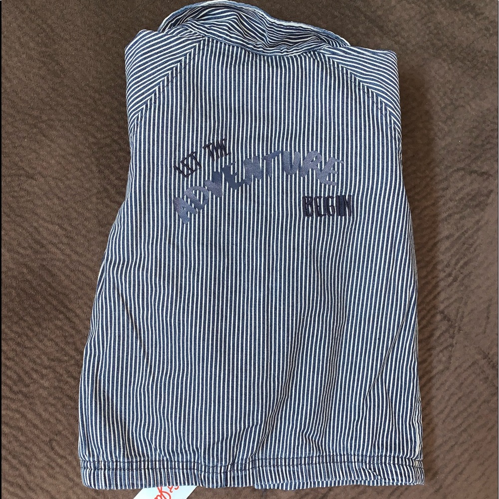 very cute and stylish button up jacket!